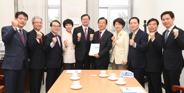 b0771d1a62a89c2bbd1f1d2c5952470a_1492072