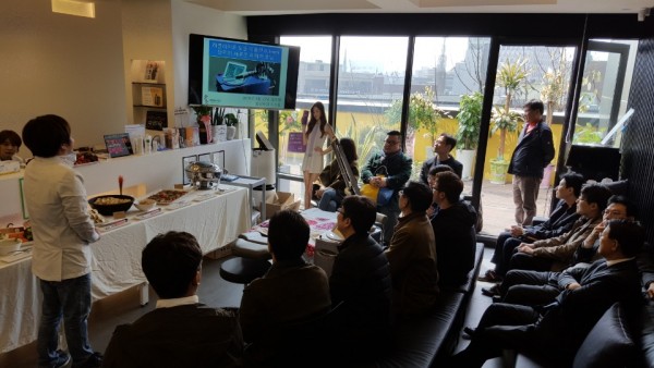 15deade383c42469de3fce2ab2fd011b_1522030