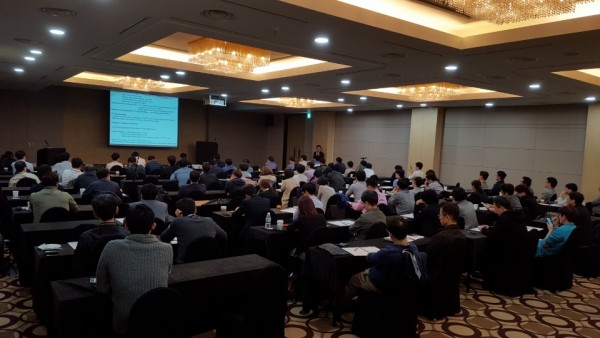 f990745e23bb1a443a443eef8be5c1ed_1526191