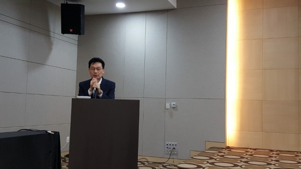 f990745e23bb1a443a443eef8be5c1ed_1526192