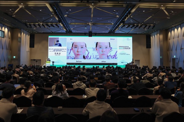 d2eaf7d3087b9861b1ab2abfc58a5b7b_1759448