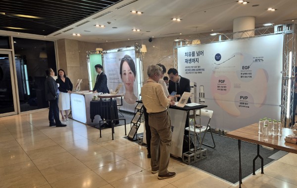 72d4aac4963a81c1e6cbe1c7be7d38c4_1784384